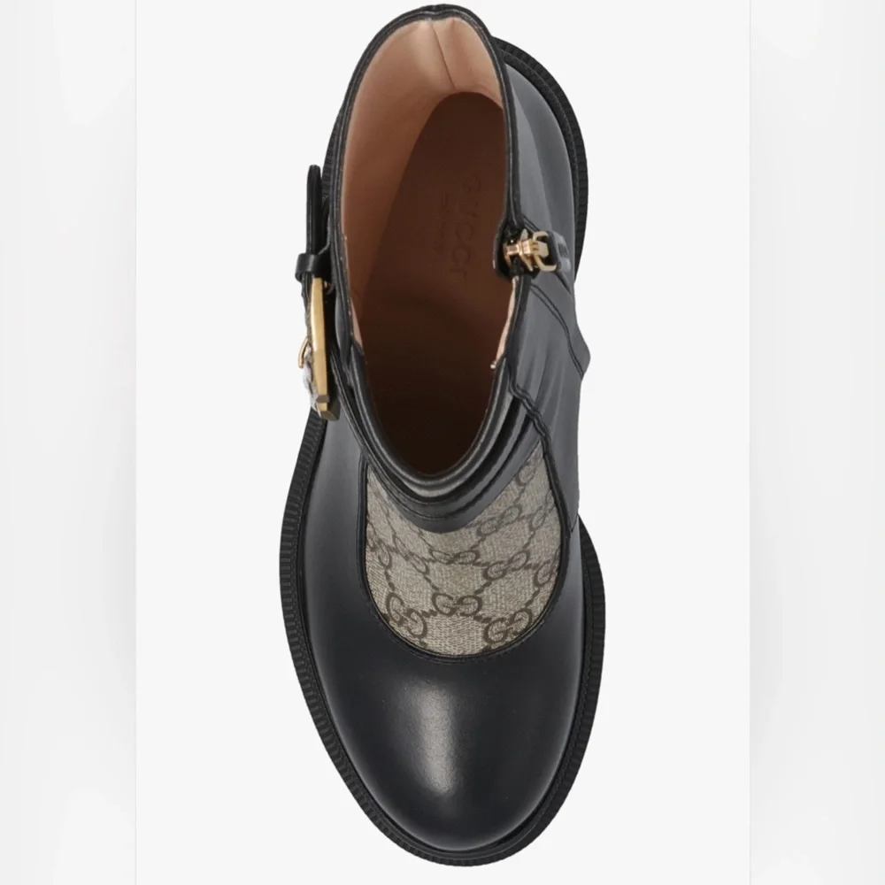 Gucci GG supreme leather block heel lug sole ankle boots with crystal buckles - Picture 4 of 9